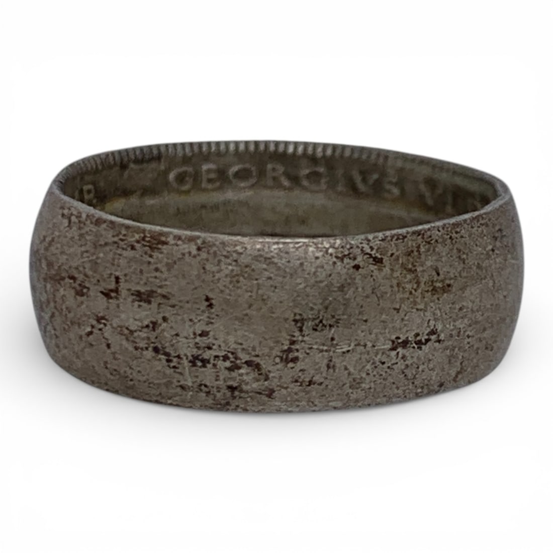 Silver Ring: Tests Silver - Size 3.5 - 3.2 Grams