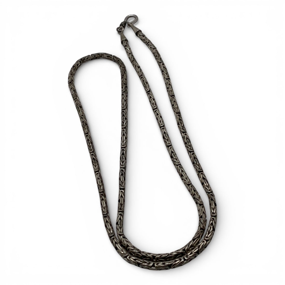 Sterling Silver Necklace: Marked 925 - 24 1/4" Long - 28.1 Grams