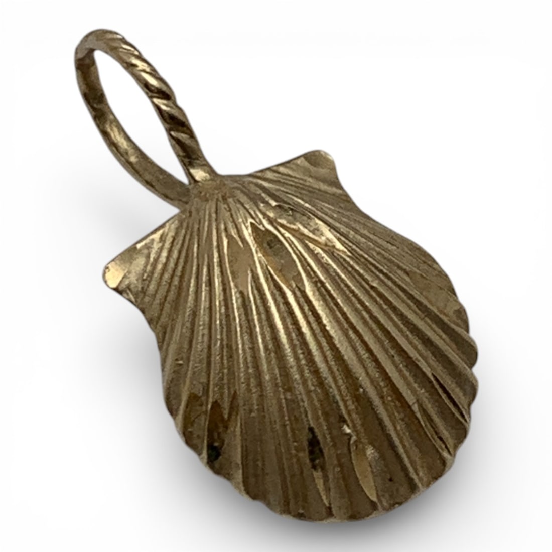 14k Yellow Gold Seashell Pendant: Marked 14k - 3/4" Long - 0.7 DwtGemstones Tested With Presidium Gem Tester Il - Berners Does Not Guarantee Authenticity Of Gemstones