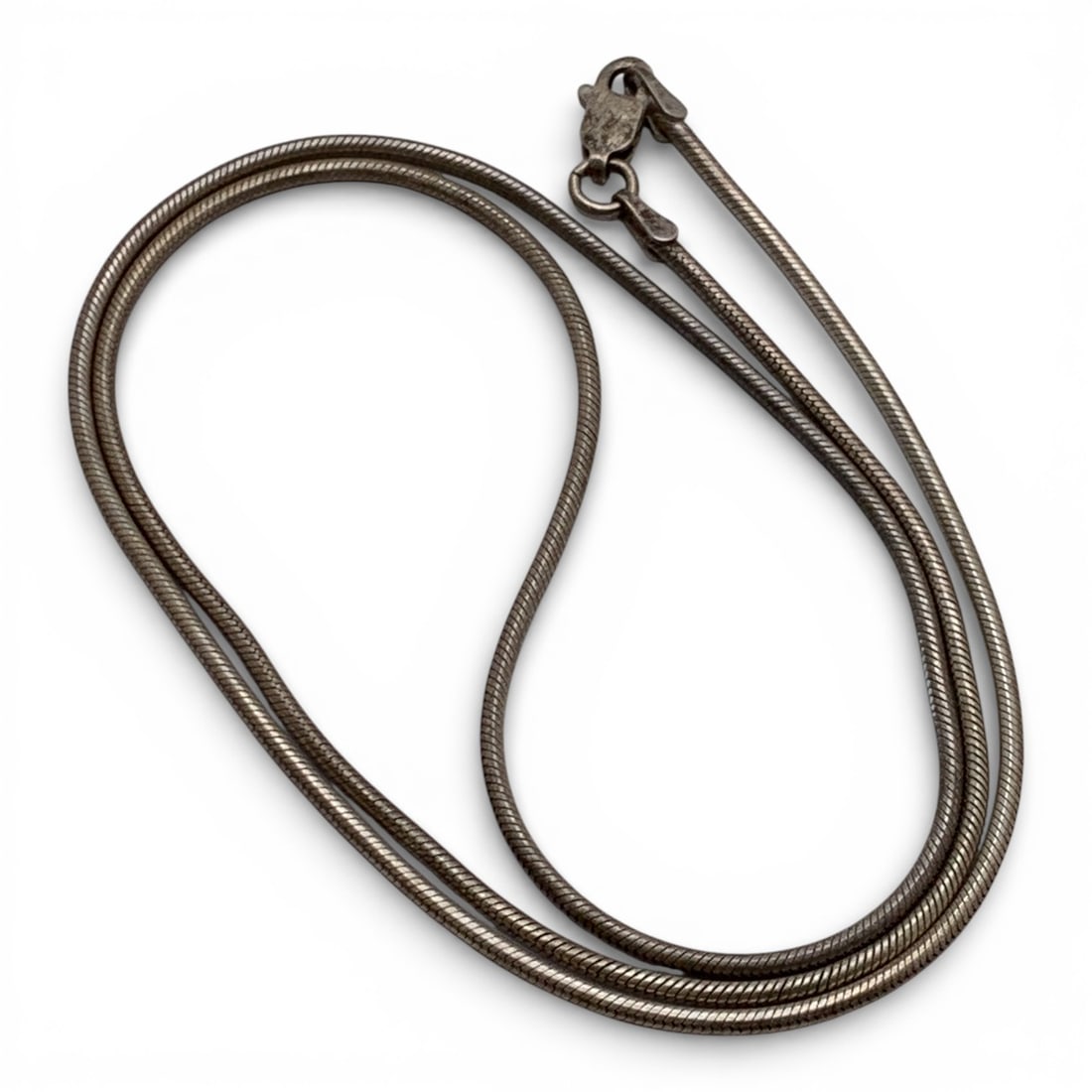 Sterling Silver Necklace: Marked 925 - 20 1/4" Long - 8.7 Grams