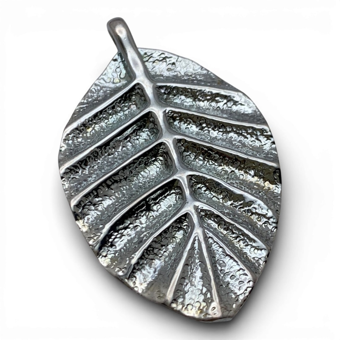 Sterling Silver Leaf Pendant: Marked 925 - 1 3/4" Long - 6.2 Grams