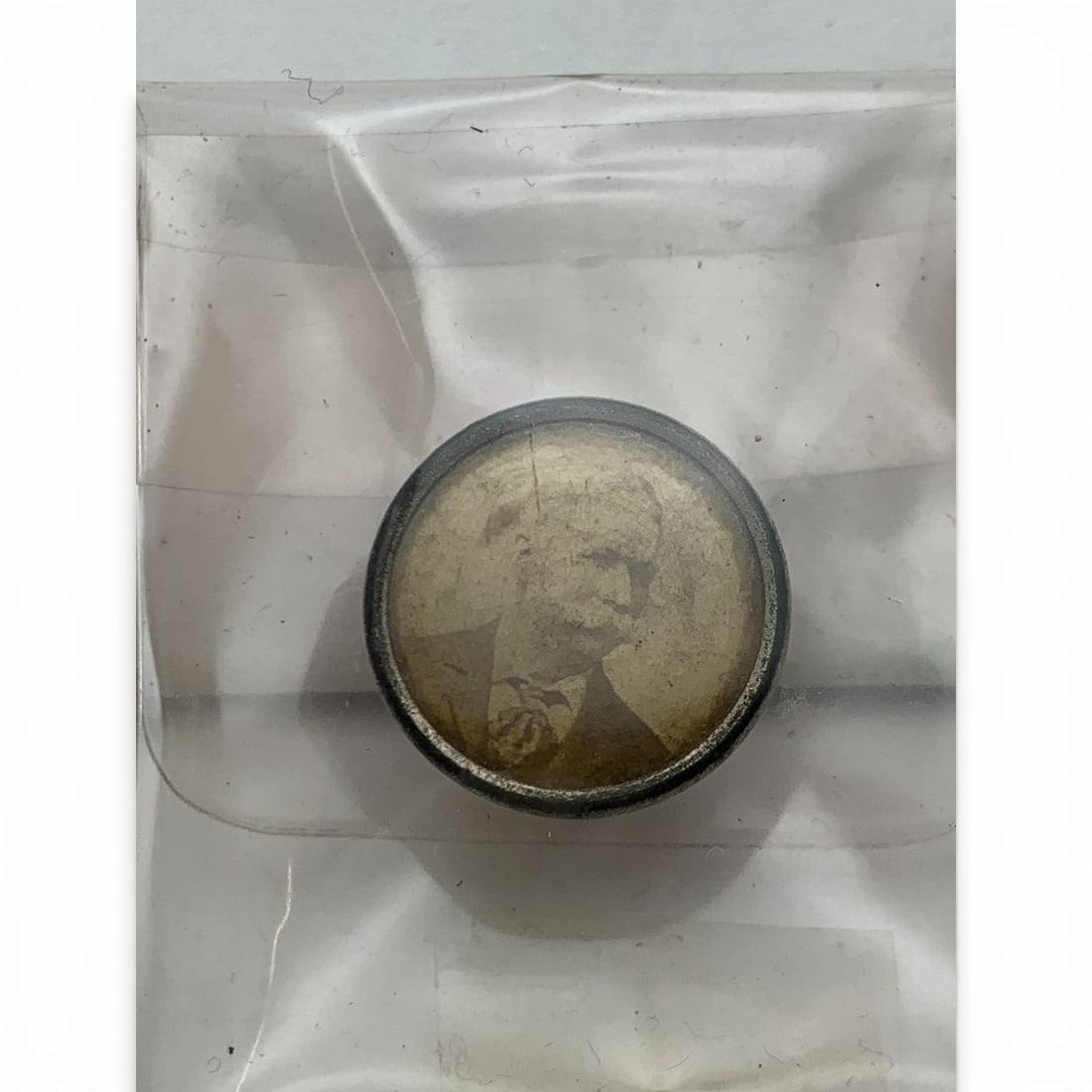 Old Photo Button: The Pettibone Mfg Co, Cinci Ohio