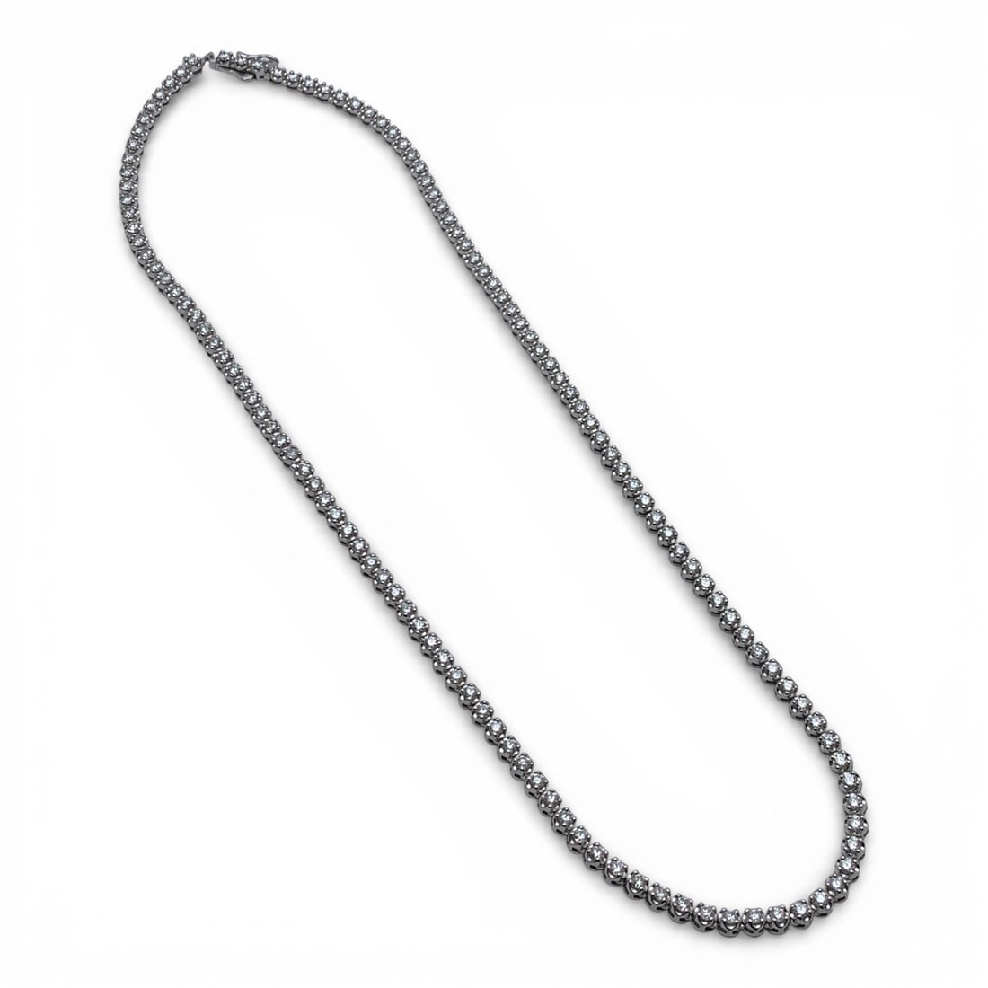 10k White Gold & Lab Grown Diamond Necklace: Marked 10k - 20 1/2" Long - 18.4 Dwt