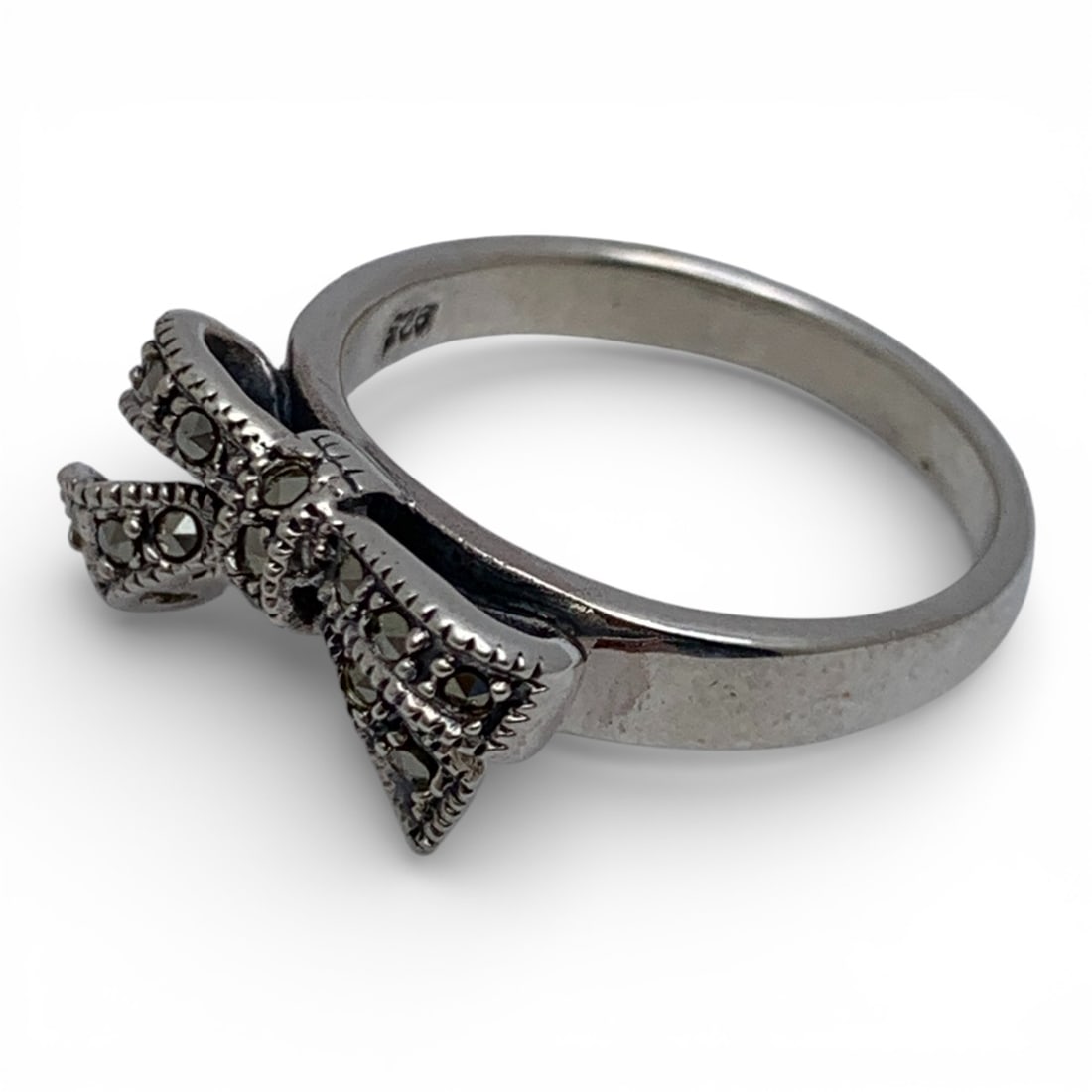 Sterling & Marcasite Bow Design Ring - 3