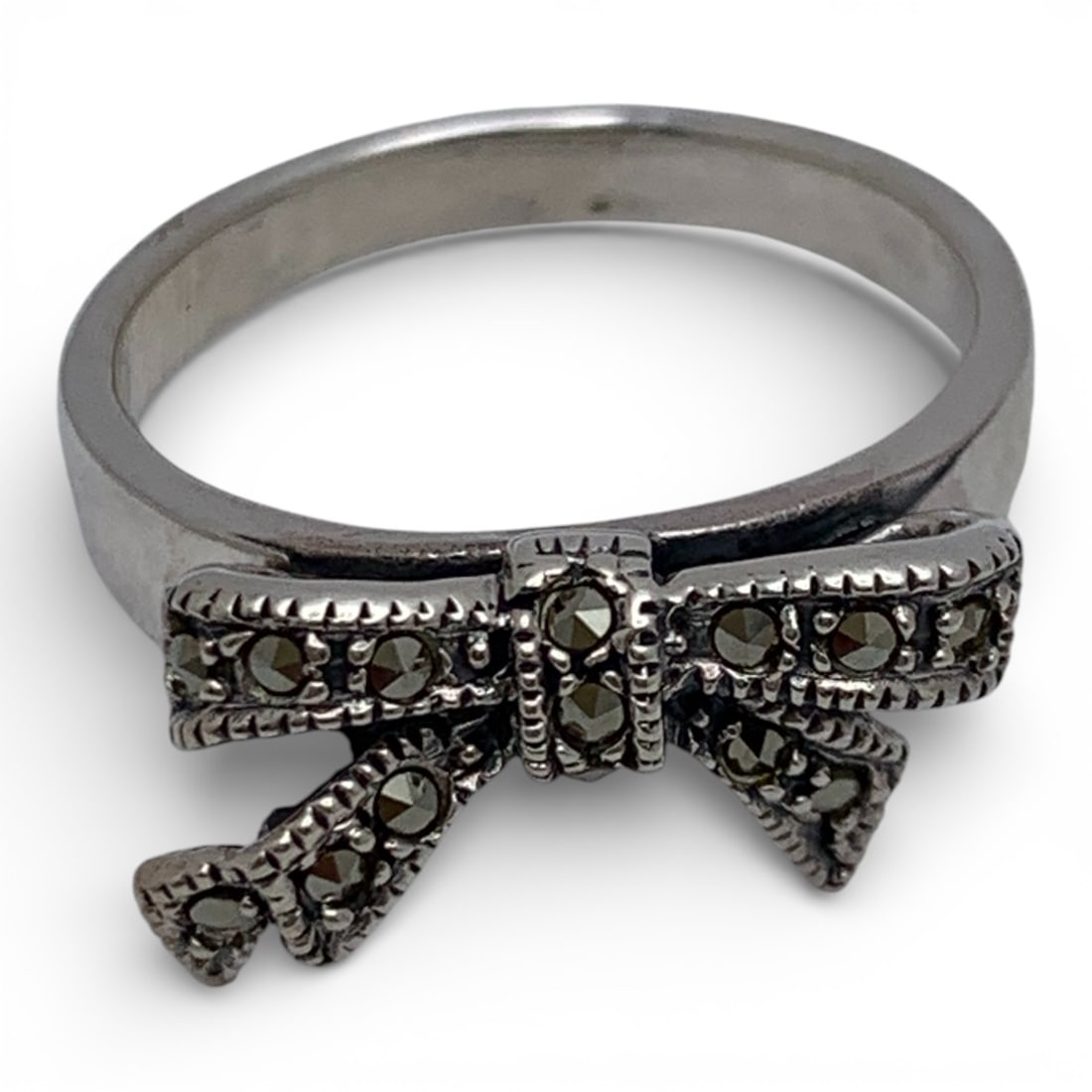 Sterling & Marcasite Bow Design Ring - 5