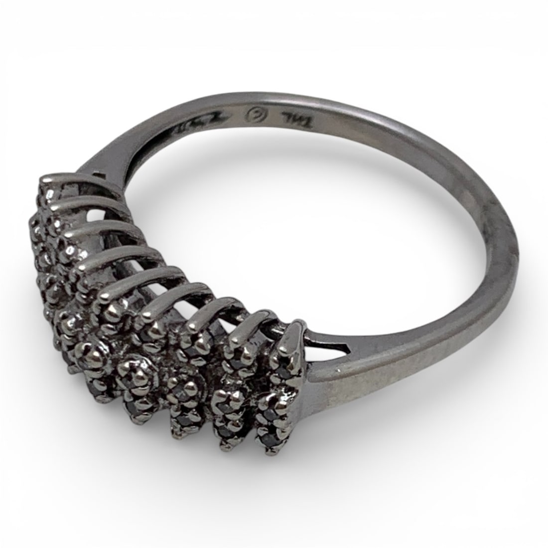 Sterling Silver Ring With Clear Stones - 3