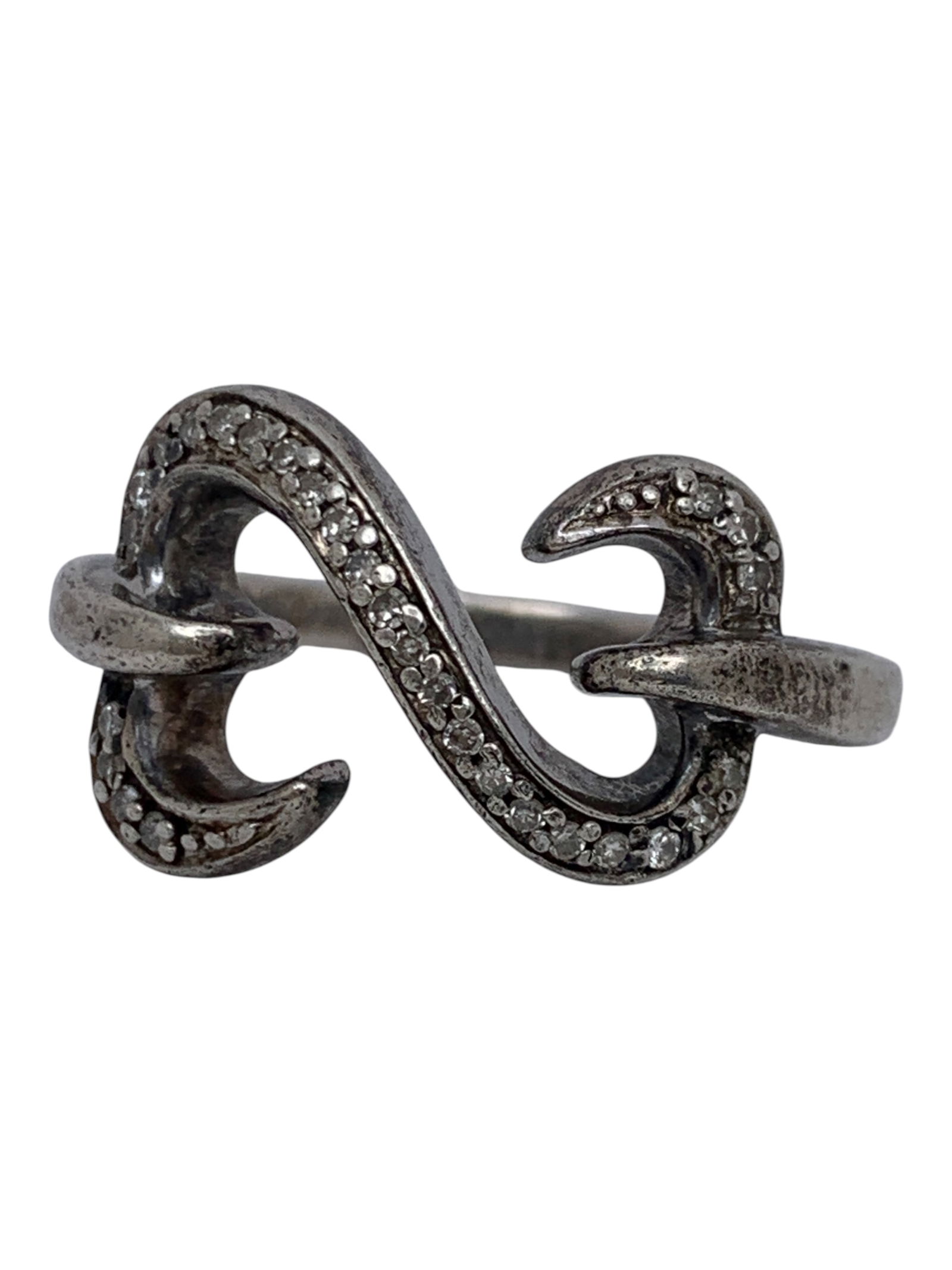 Sterling Silver Ring With Clear Stones: Marked 925 - Size 8.5 - 6.0 Grams