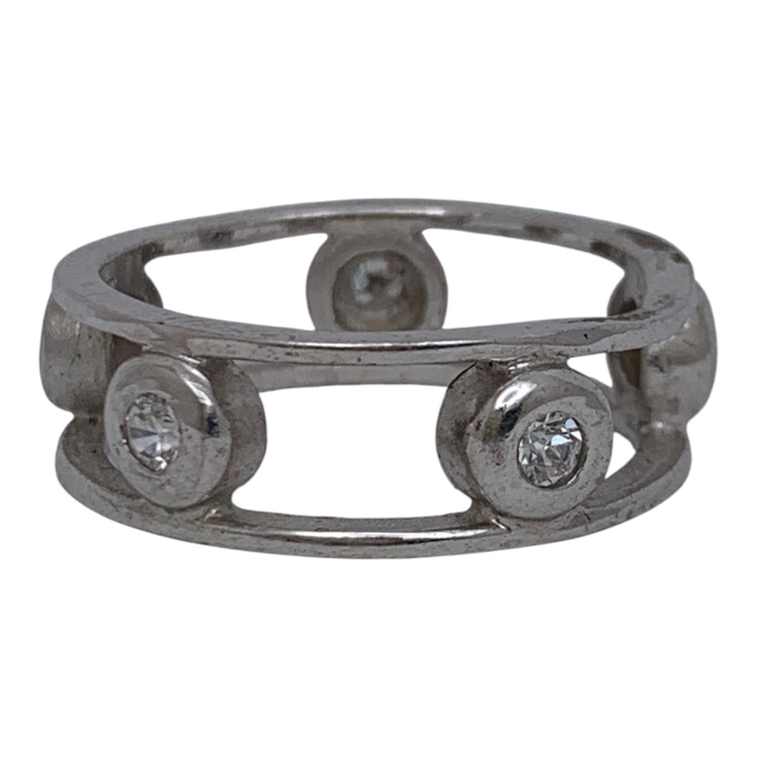 Sterling Silver Ring With Clear Stones: Marked 925 - Size 7.5 - 3.7 Grams