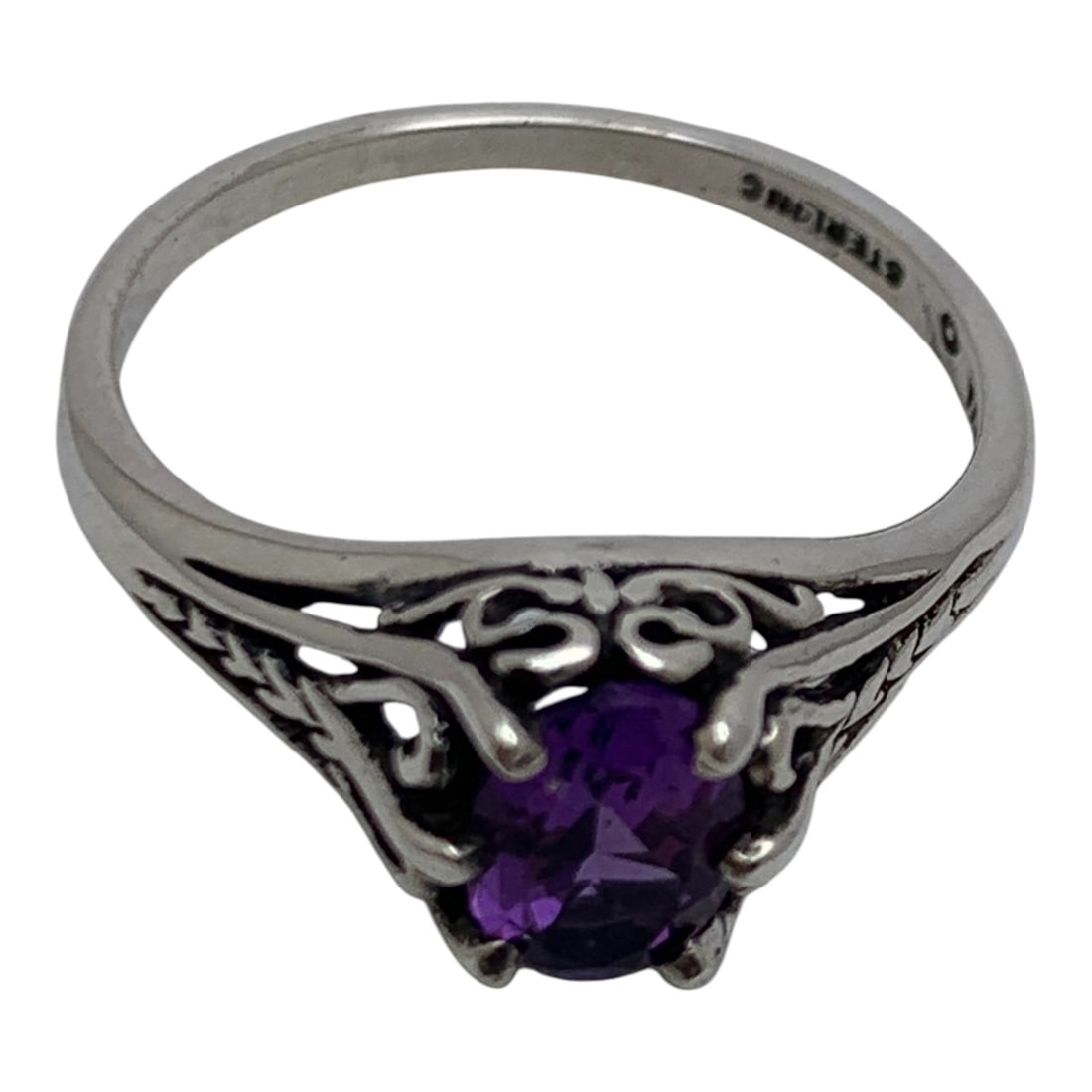 Sterling Silver & Purple Stone Ring - 5