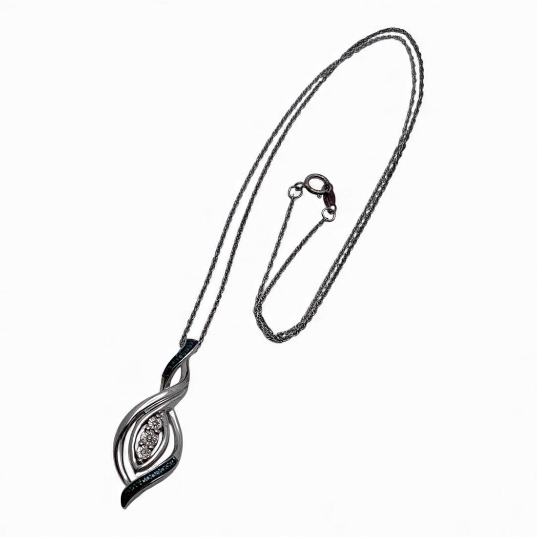 Sterling Silver Pendant Necklace W Diamonds (1 of 3)