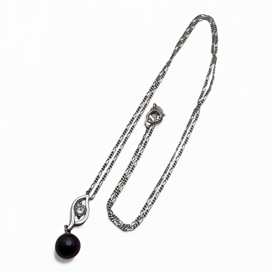 Sterling Silver Necklace W Pearl Pendant: Marked 925 - 18" Long - 2.1 Grams