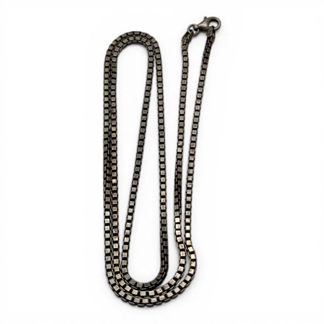 Sterling Silver Box Chain Necklace: Marked 925 - 24" Long - 13.3 Grams