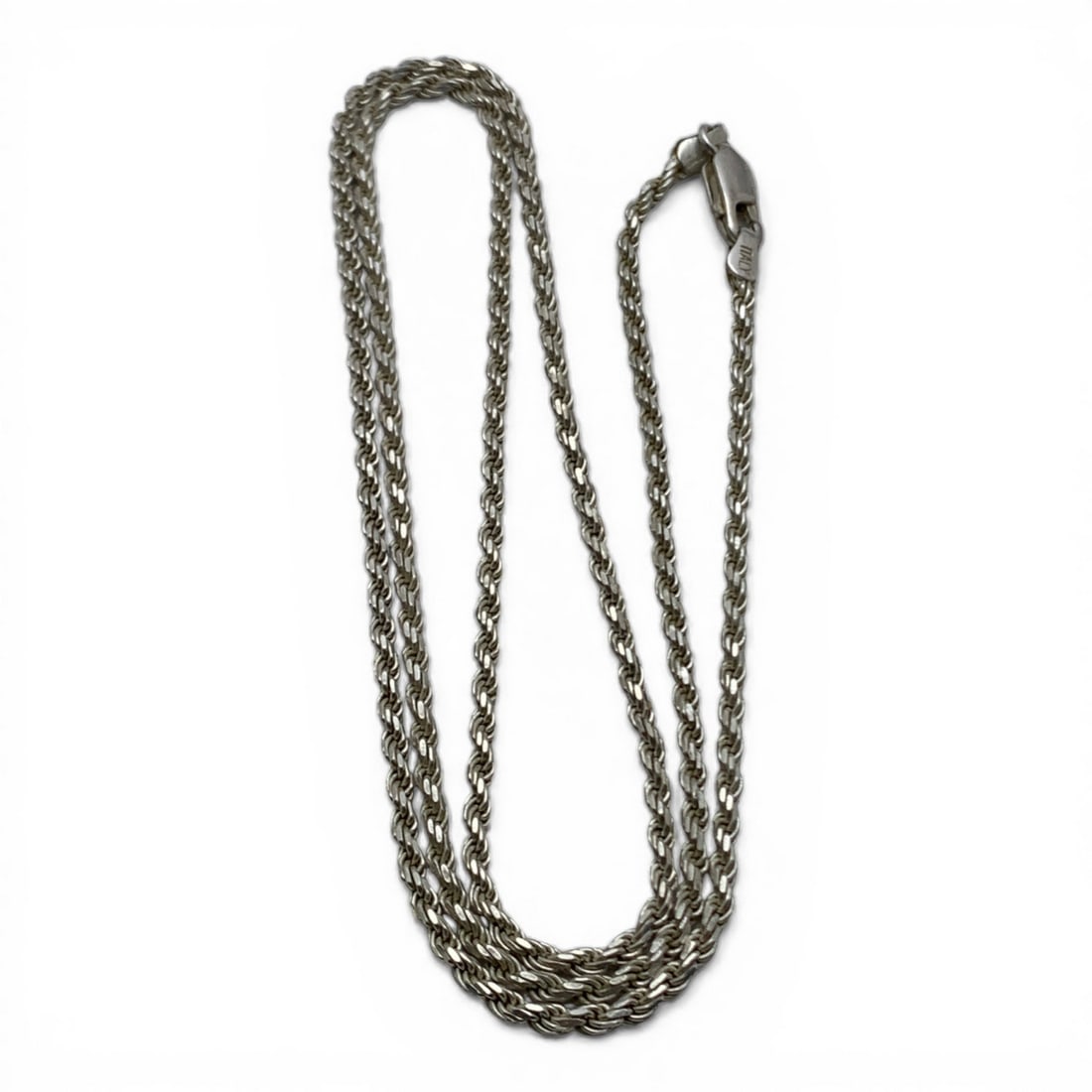 Sterling Silver Necklace: Marked 925 - 24" Long - 10.9 Grams