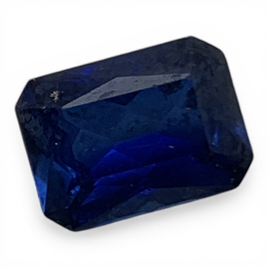 Faceted Dark Blue Sapphire Gemstone - 3