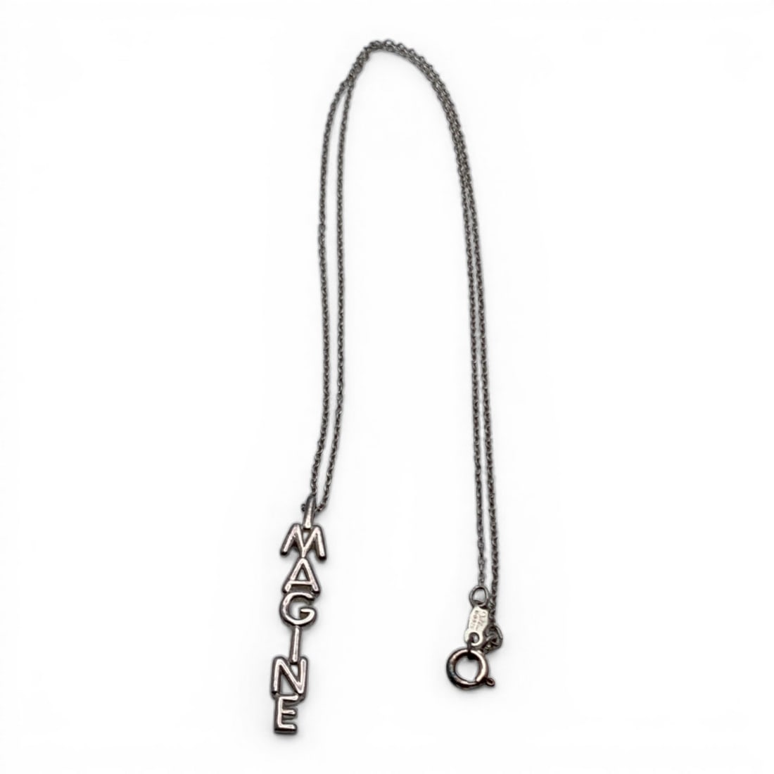 Sterling Silver Pendant Necklace: Marked 925 - 18 1/4" Long - 2.7 Grams