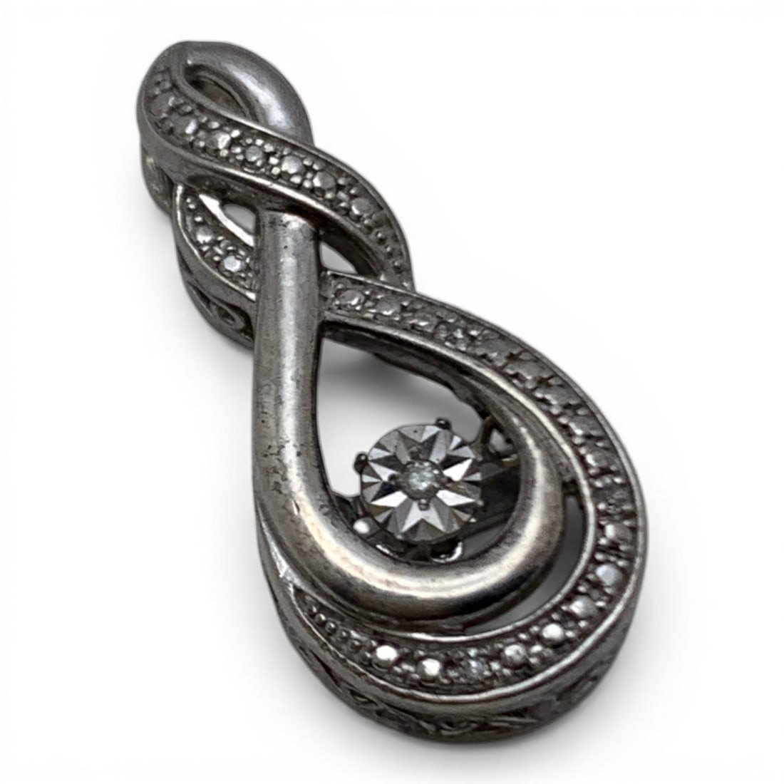 Sterling Silver Pendant With Clear Stones: Marked 925 - 1" Long - 2.3 Grams