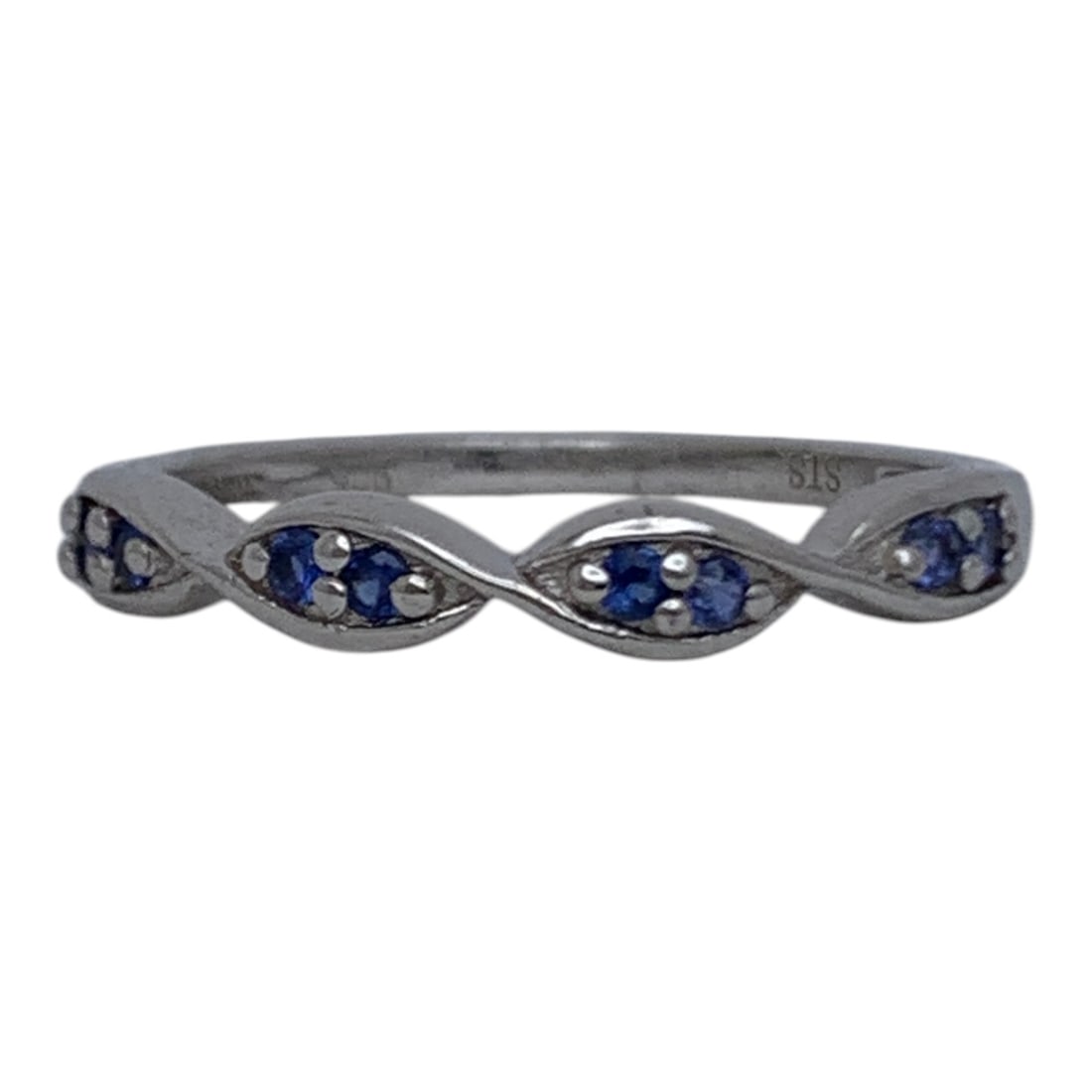 Sterling Silver Ring With Blue Stones: Marked 925 - Size 7 - 1.6 Grams