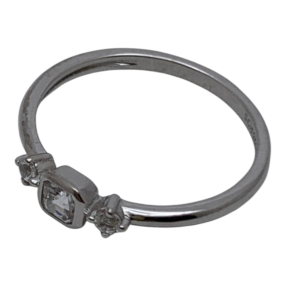 Sterling Silver Ring With Clear Stones - 3