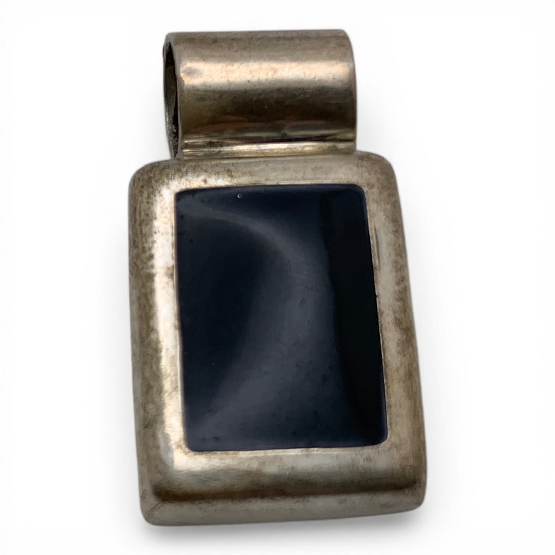 Sterling Silver & Black Stone Pendant: Marked 925 - 1" Long - 6.4 Grams