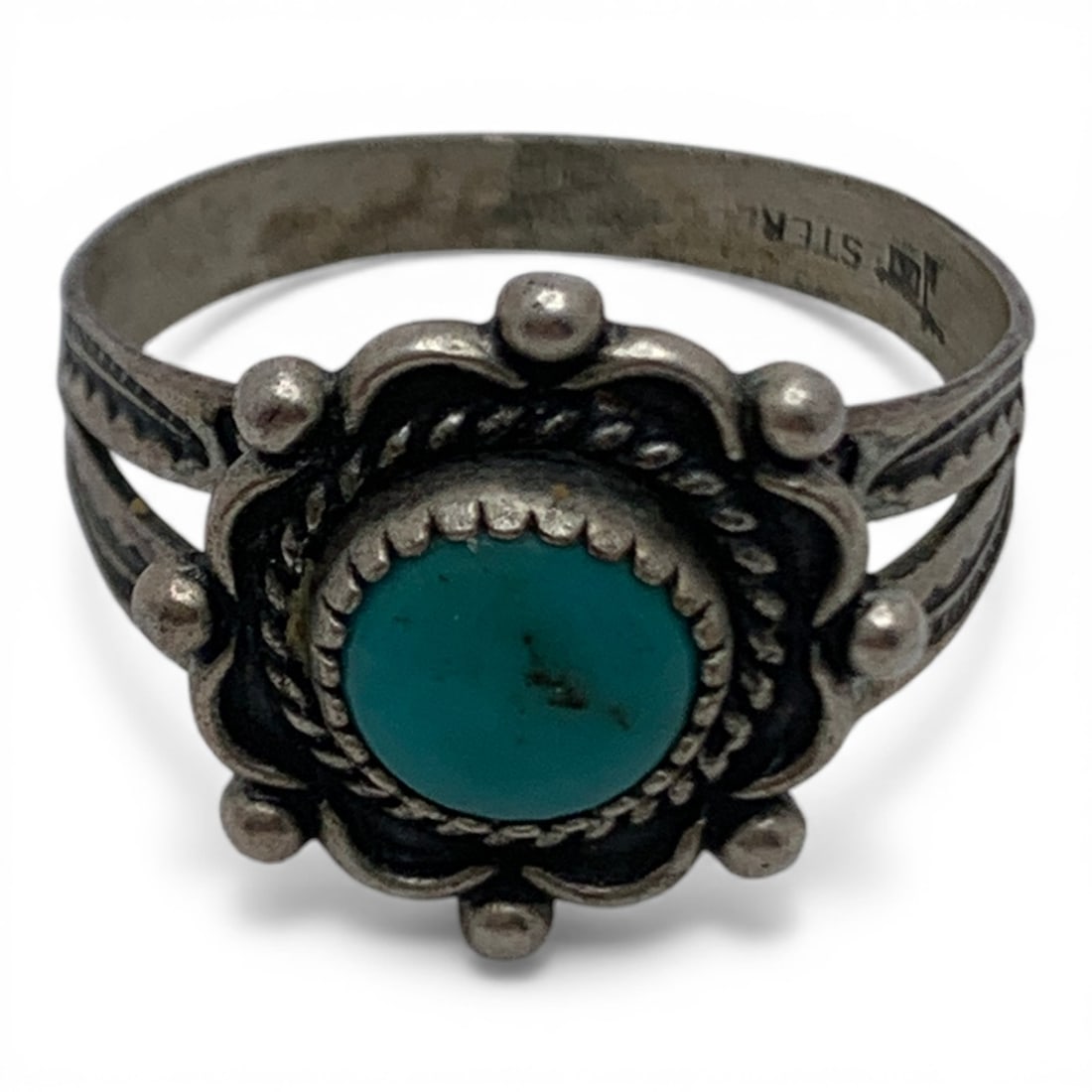 Sterling Silver & Blue Stone Ring - 5