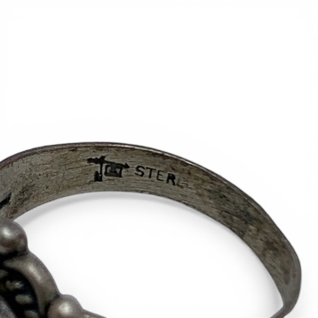 Sterling Silver & Blue Stone Ring - 6