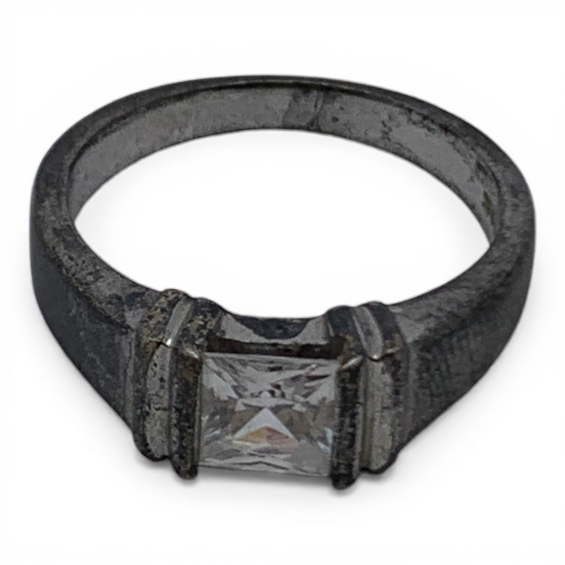 Sterling Silver & Clear Stone Ring - 5