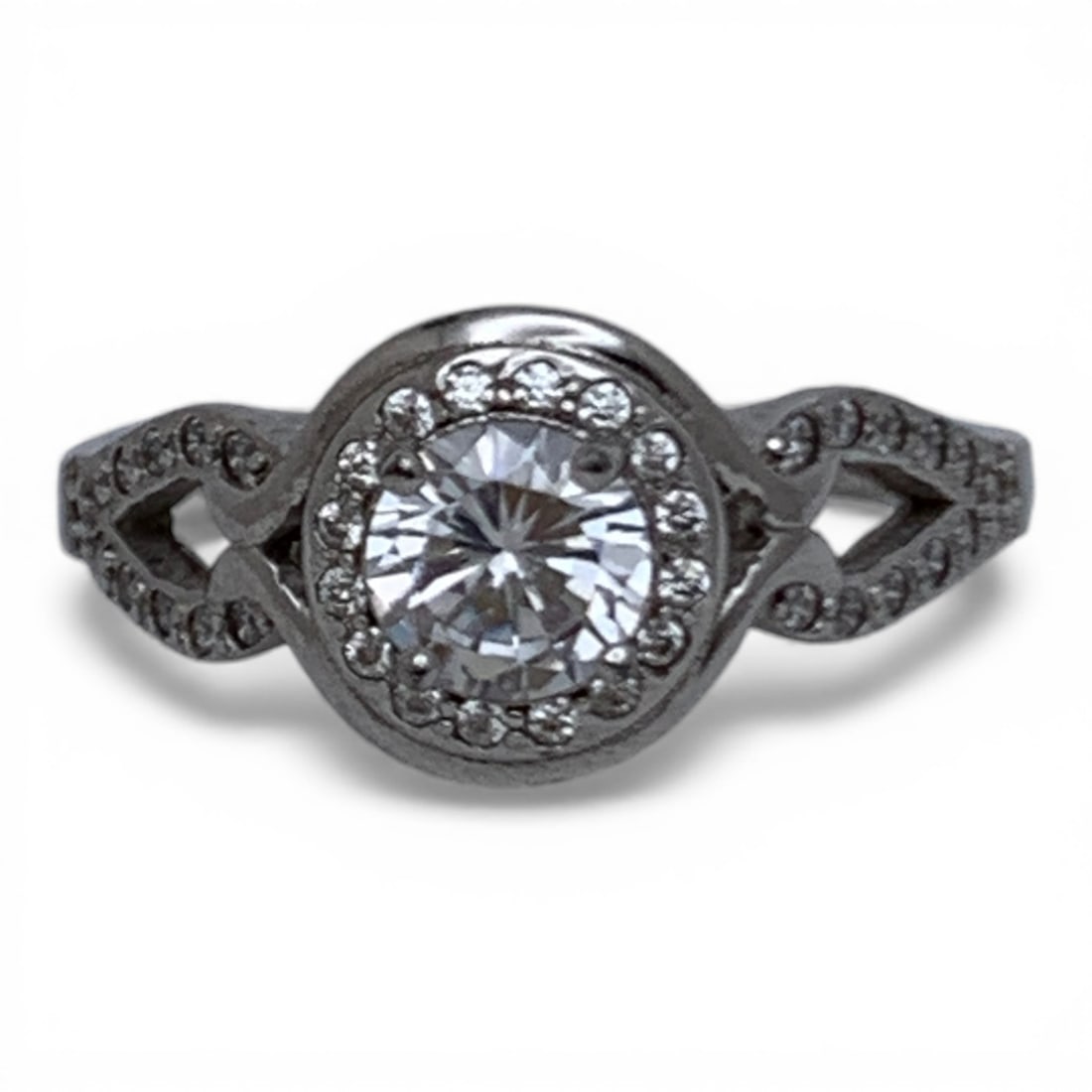 Sterling Silver Ring With Clear Stones: Marked 925 - Size 7.25 - 2.5 Grams