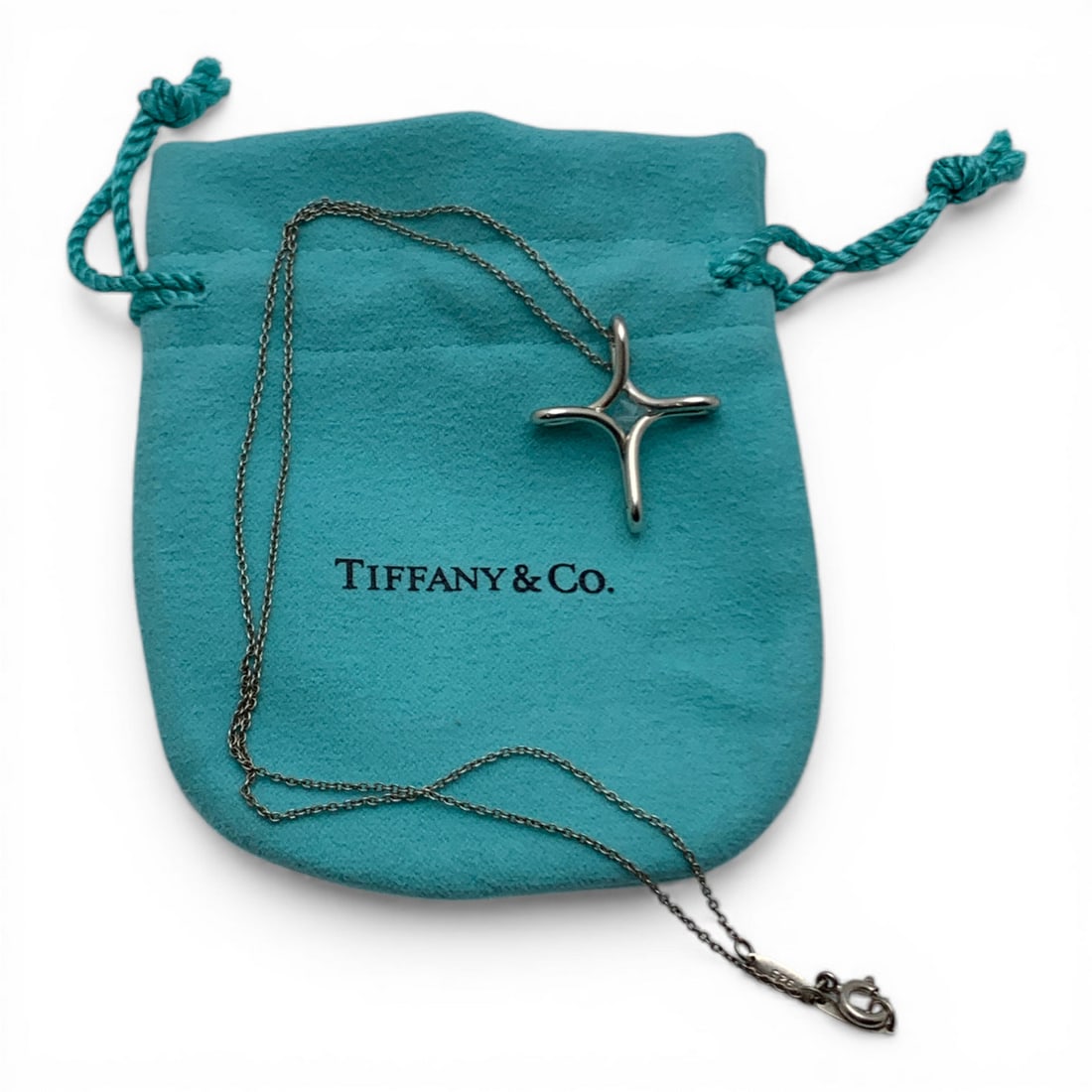 Tiffany & Co Sterling Silver Pendant Necklace: Marked: Tiffany & Co, 925 - 15 3/4" Long - 3.2 Grams Includes Tiffany & Co Cloth Drawstring Bag