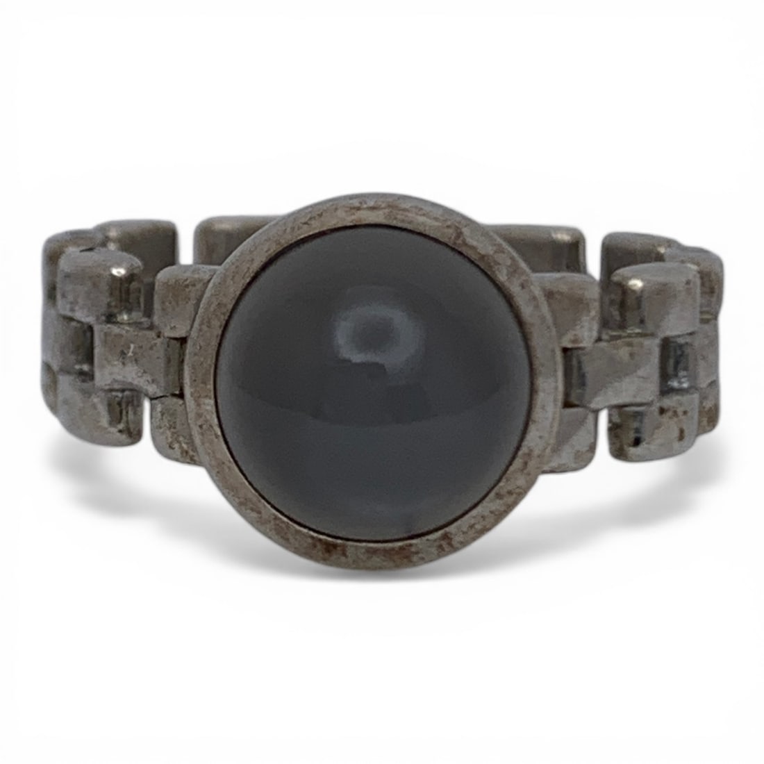 Sterling Silver Ring With Grey Stone: Marked 925 - Size 9 - 6.8 Grams