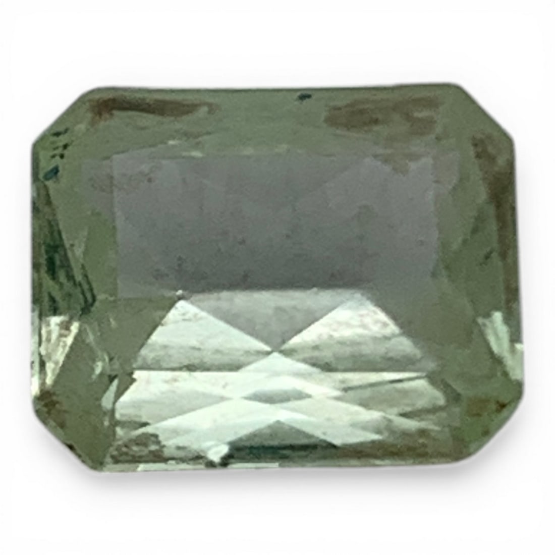 Faceted Light Green Spinel Gemstone: 6x8.5mm Gemstones Tested With Presidium Gem Tester Il - Berners Does Not Guarantee Authenticity Of Gemstones