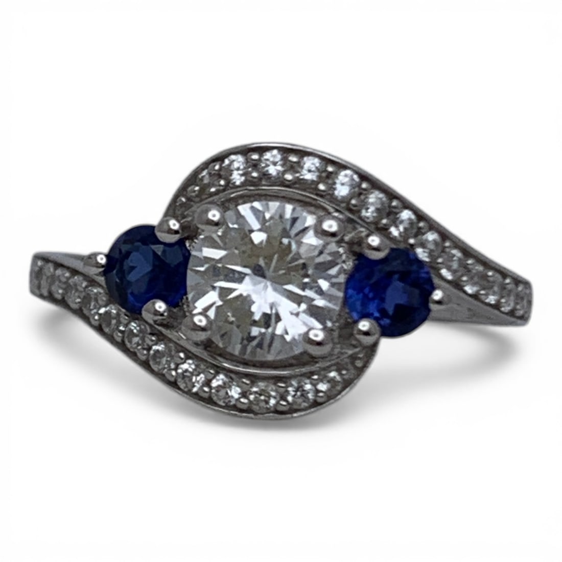 Sterling Silver Ring With Blue & Clear Stones: Marked 925 - Size 7 - 3.0 Grams