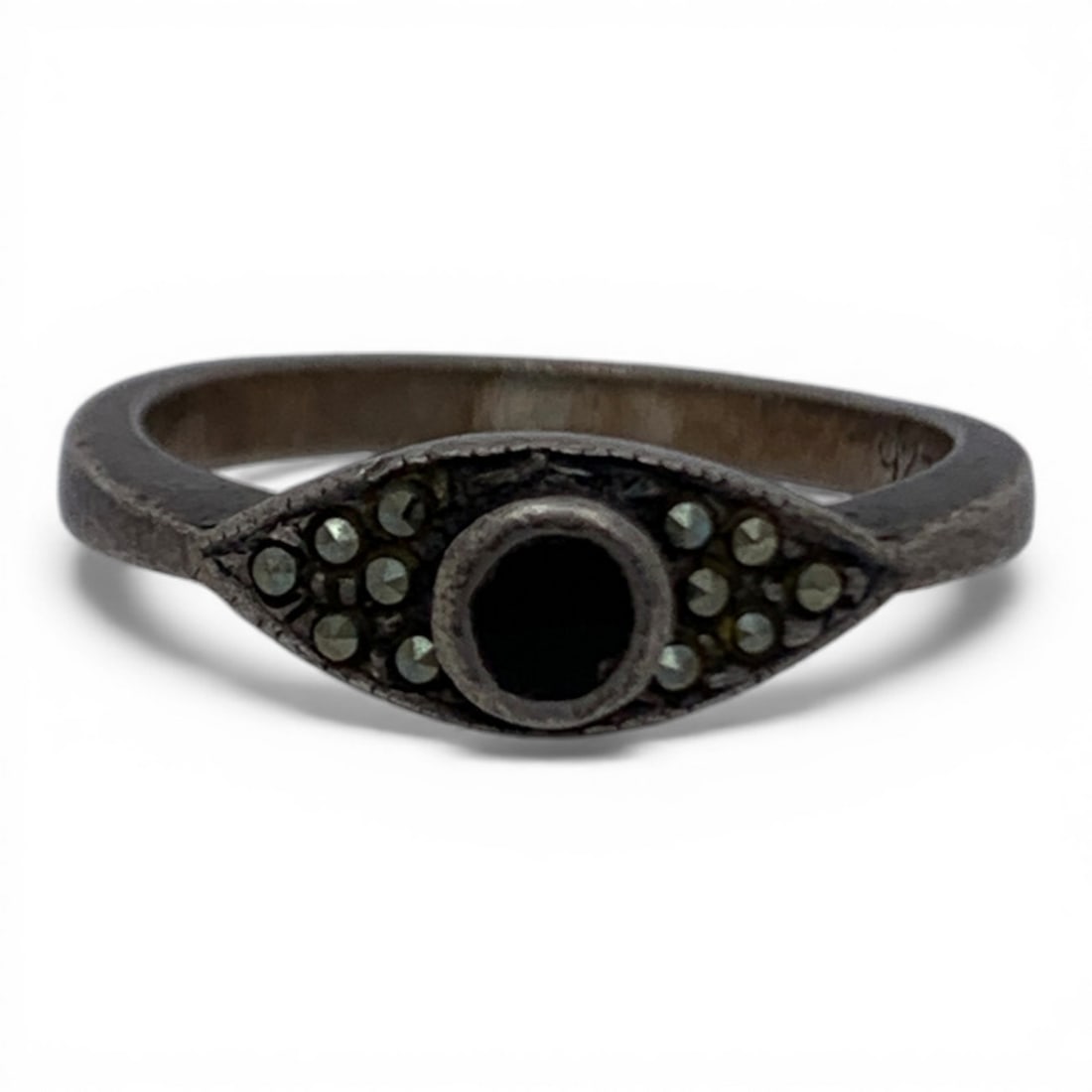 Sterling Marcasite & Black Stone Ring: Marked 925 - Size 5.25 - 2.1 Grams