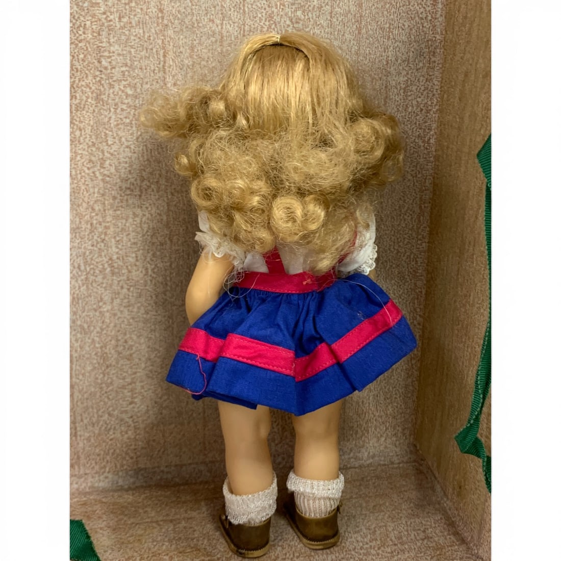 2 Dolls In Trunk With Misc. Clothes - 8