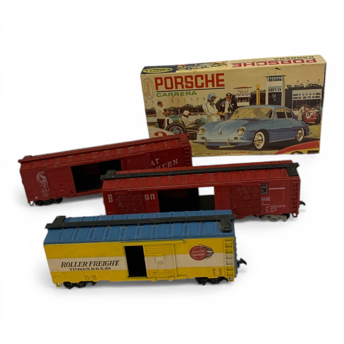Porsche Carrera Vintage Model Kit & Train Cars: Porsche Carrera Plastic Assembly Kit - As Found - Aurora Plastics Corp.