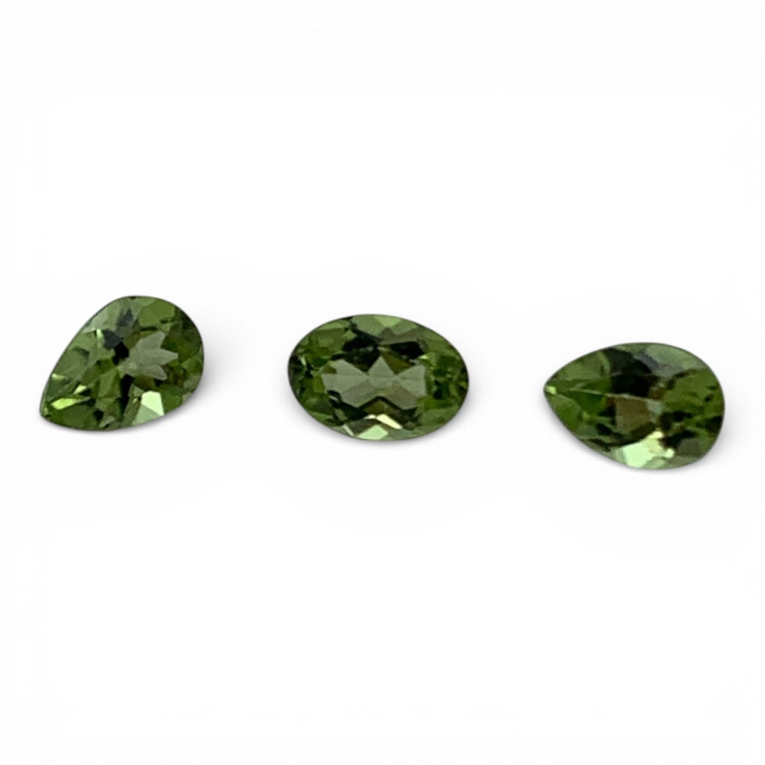 3 Faceted Green Citrine Gemstones: 0.3 Grams Total Gemstones Tested With Presidium Gem Tester Il - Berners Does Not Guarantee Authenticity Of Gemstones