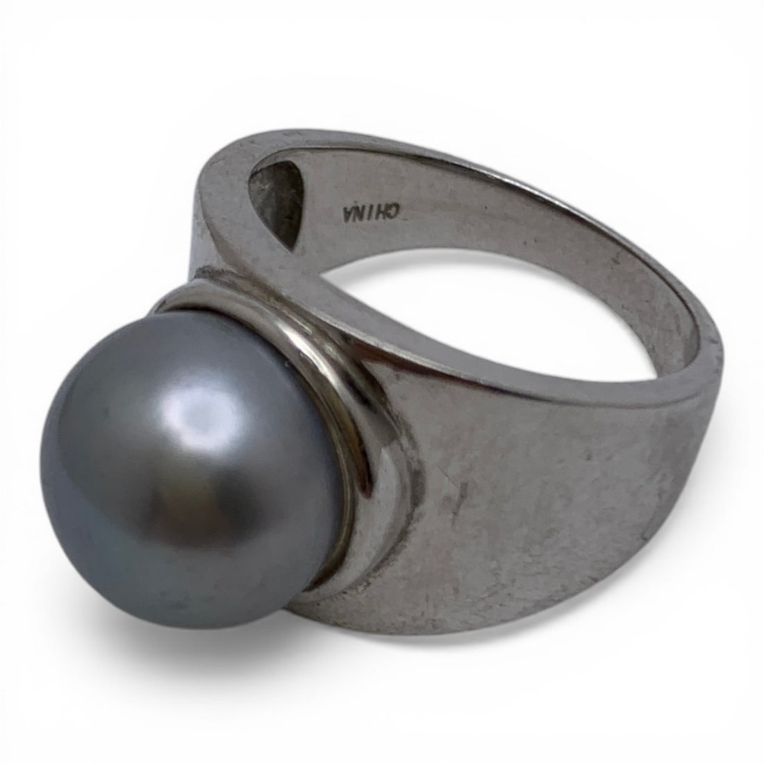 Sterling Silver & Pearl Ring - 3