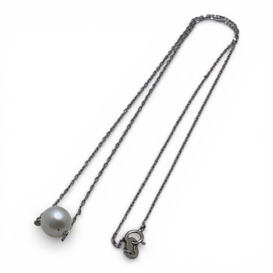 Sterling Silver & Pearl Necklace: Marked 925 - 17 1/2" Long - 1.4 Grams