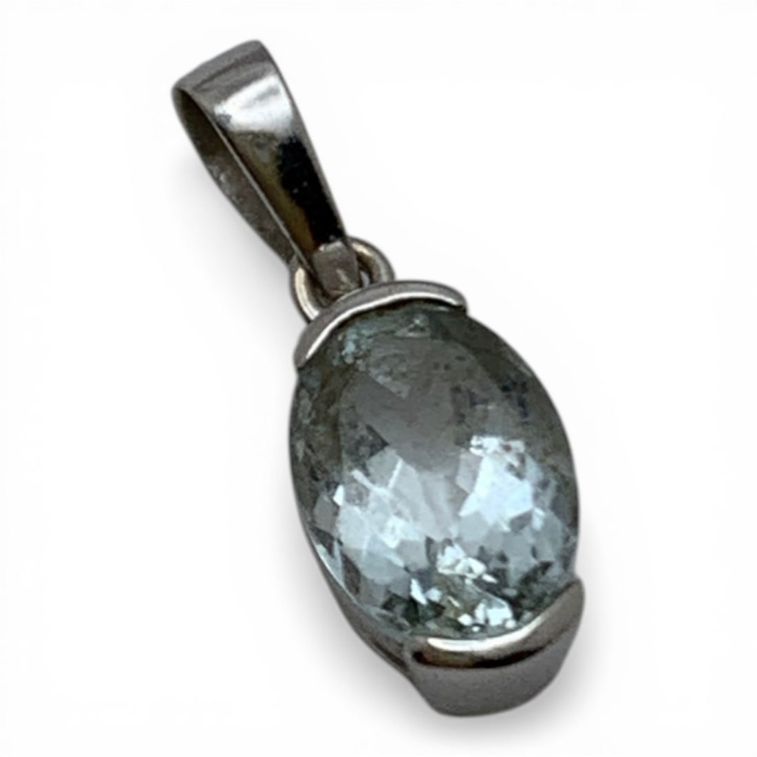 14k White Gold & Aquamarine Pendant: Marked 585 - 1/2" Long - 0.3 DwtGemstones Tested With Presidium Gem Tester Il - Berners Does Not Guarantee Authenticity Of Gemstones