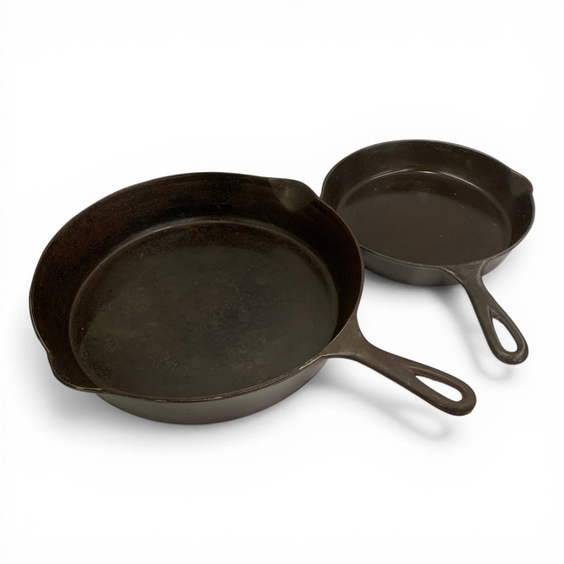 2 Cast Iron Skillets (1 of 4)