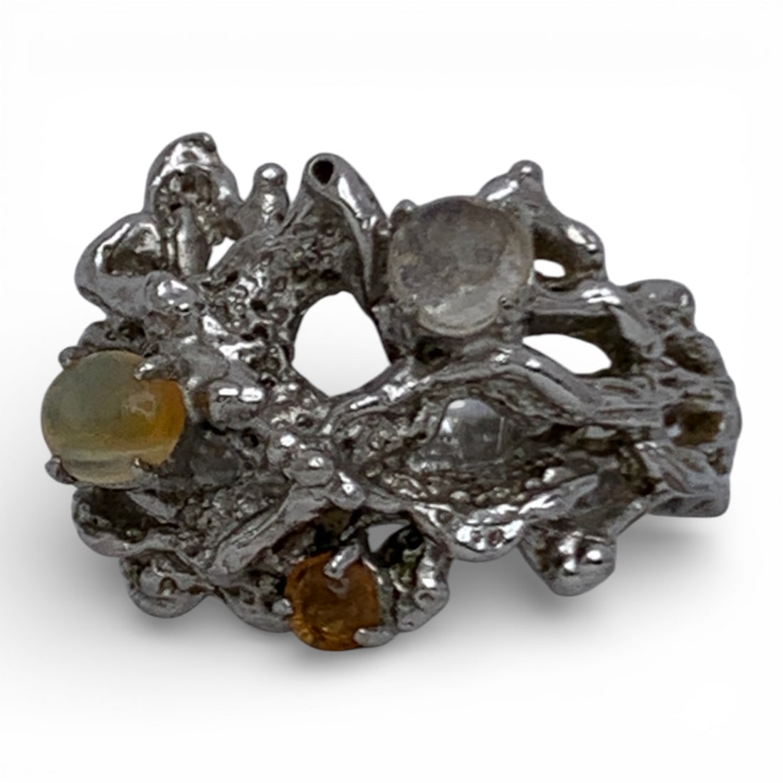 Sterling Silver Ring With Stones: Marked Sterling - Size 6.25 - 5.6 Grams