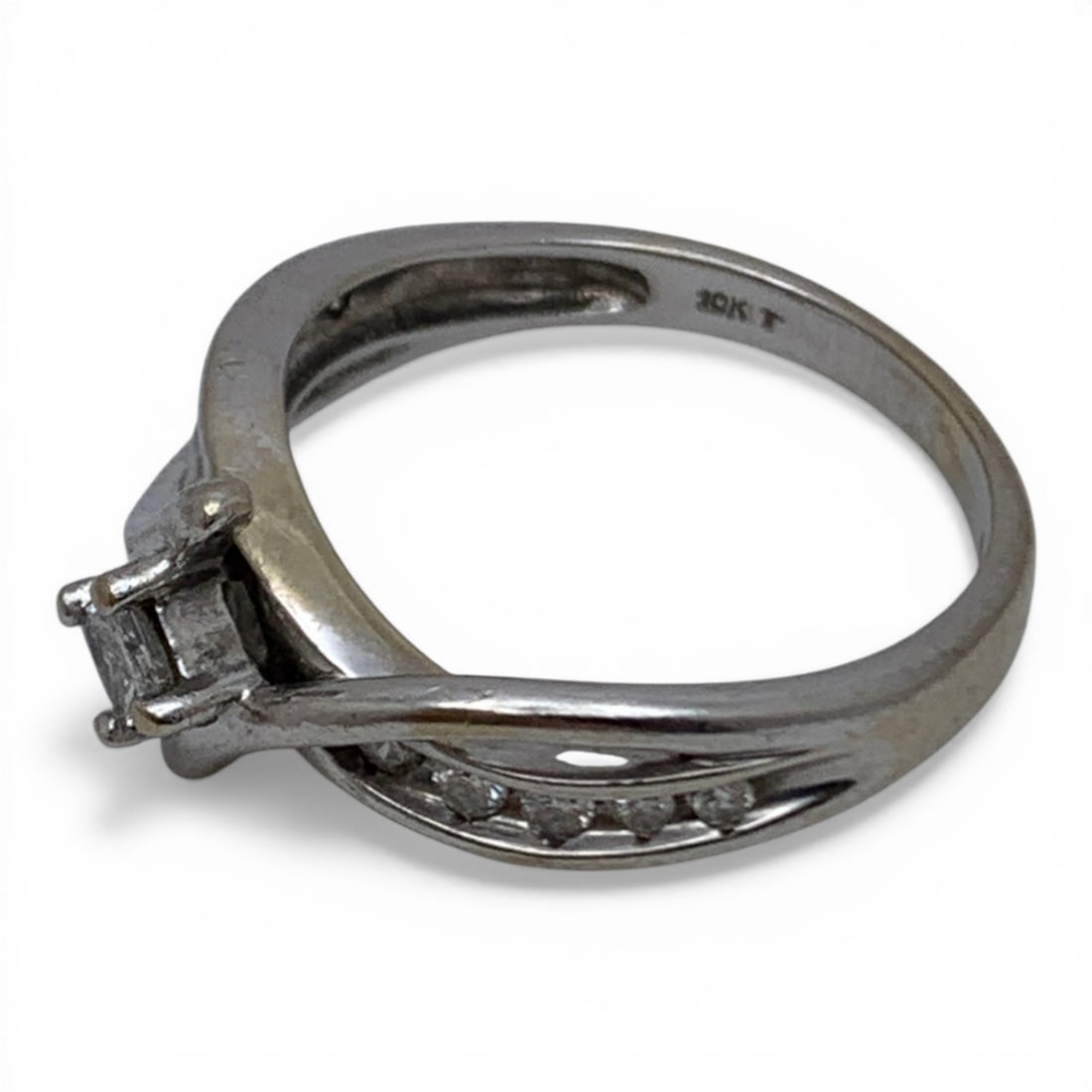 10k White Gold & Diamond Ring - 3