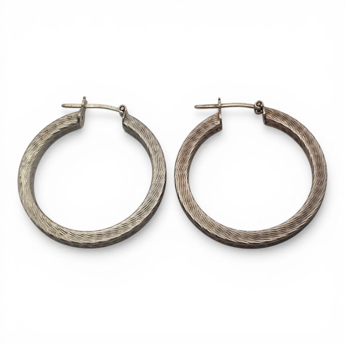 Sterling Silver Italian Hoop Earrings: Marked 925 Italy. 6.2 G. 1.25" Long