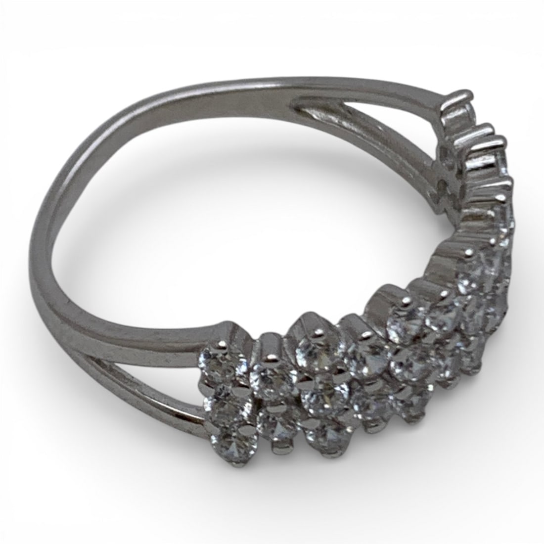 Sterling Silver Ring With Clear Stones - 4