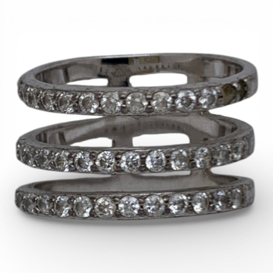 Sterling Silver Ring With Clear Stones: Marked 925 - Size 7 - 5.1 Grams