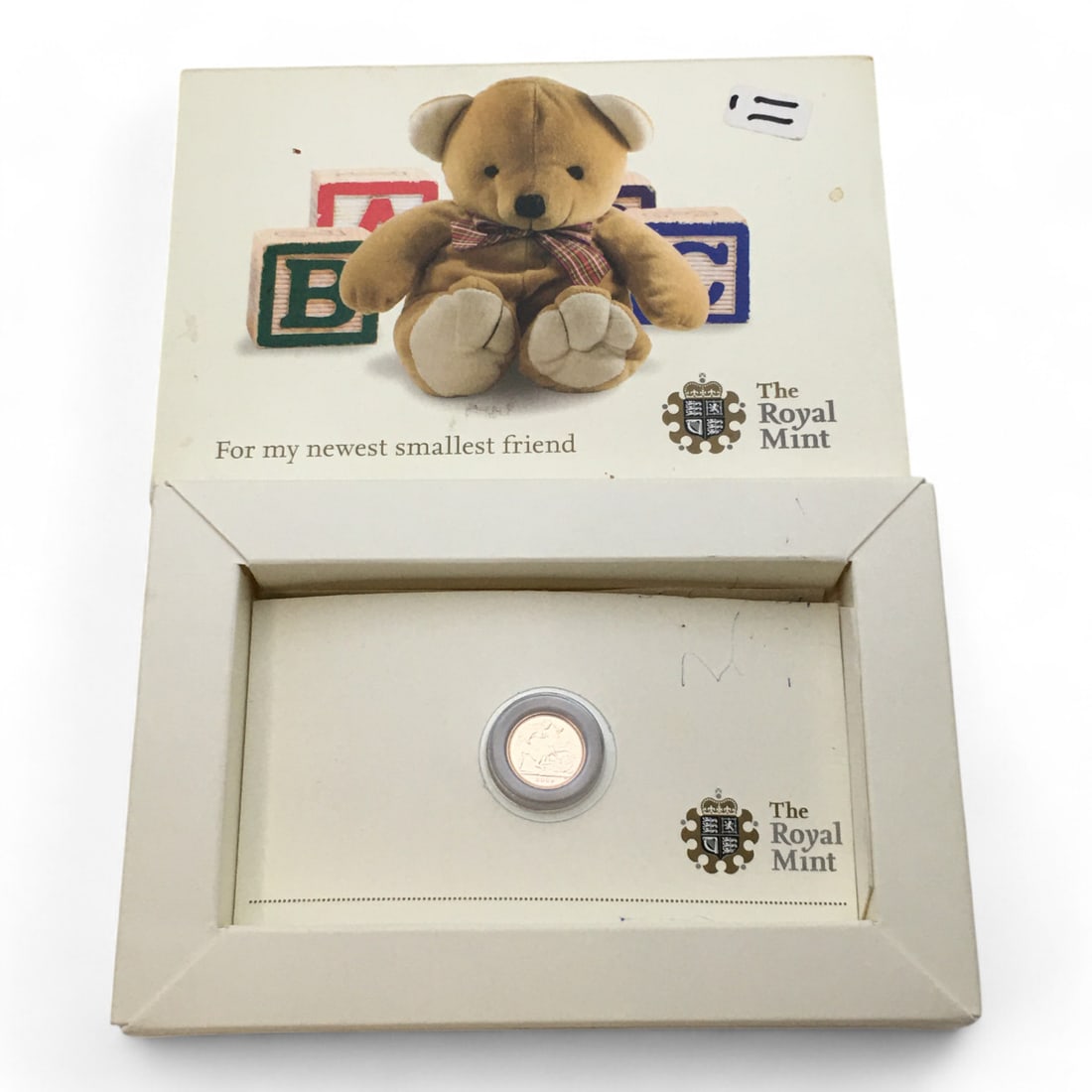 2009 Uk Quarter-sovereign Gold Bullion Coin: Denomination: Quarter-sovereignAlloy: 0.9167 AuWeight: 1.99gDiameter: 13.50mmObserve Designer: Ian Rank-broadleyReverse Designer: Benedetto PistrucciMaximum Coin Mintage: 50,000In Royal Mint Box "for