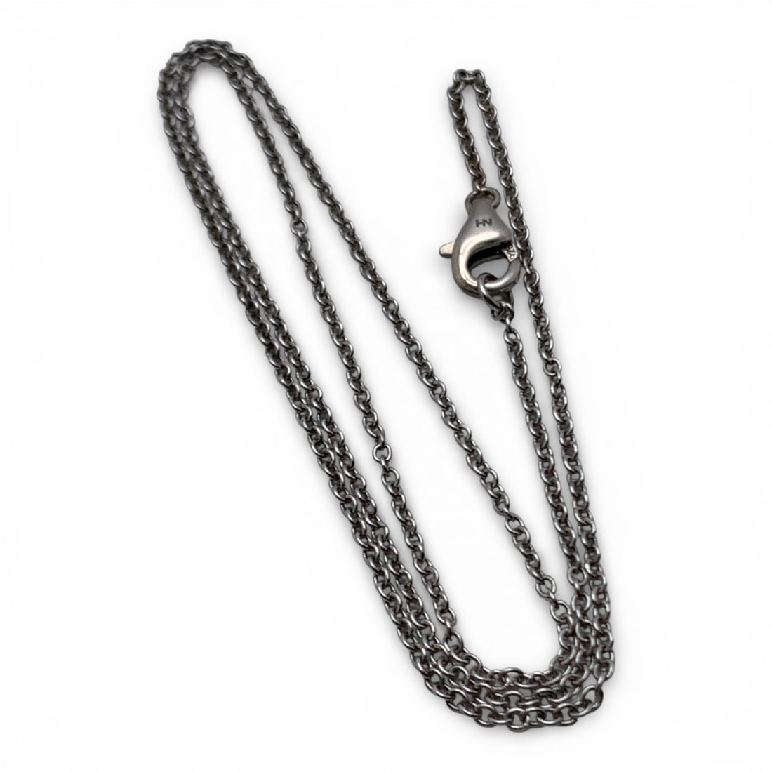 Sterling Silver Necklace: Marked 925 - 18 1/4" Long - 2.7 Grams