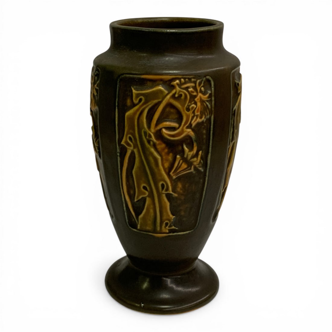 Roseville Rosecraft Pottery Panel Vase: 7" Tall