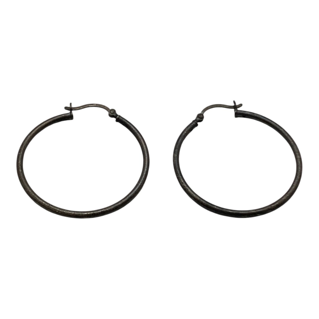 Sterling Silver Hoop Earrings: Marked 925 - 1 1/2" Long - 3.3 Grams