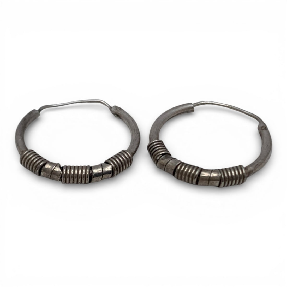 Sterling Silver Hoop Earrings: Marked 925 - 3/4" Long - 2.0 Grams