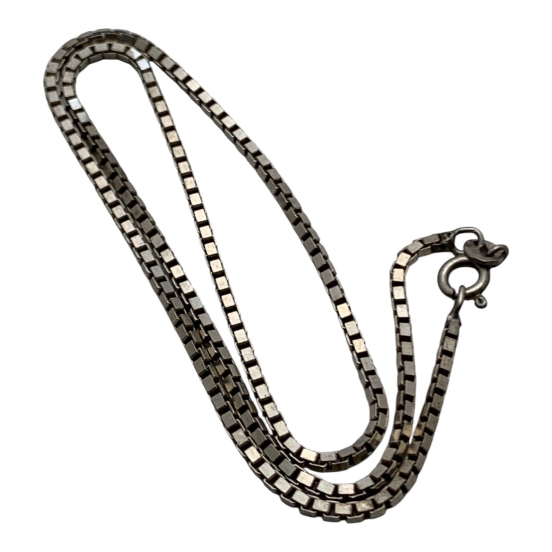 Sterling Silver Box Chain Necklace: Marked 925 - 14 3/4" Long - 7.5 Grams